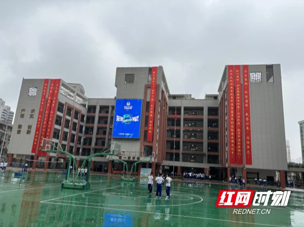 如何在比赛中发现和发展球员潜力_2